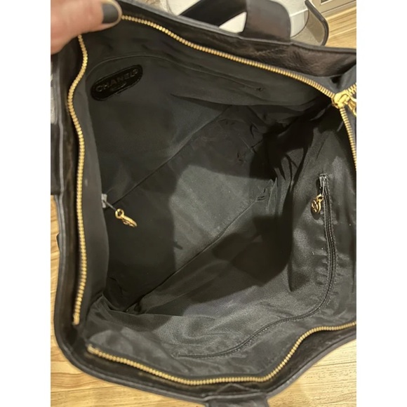 *SOLD* Chanel Black Leather Tote Bag - Picture 7 of 15